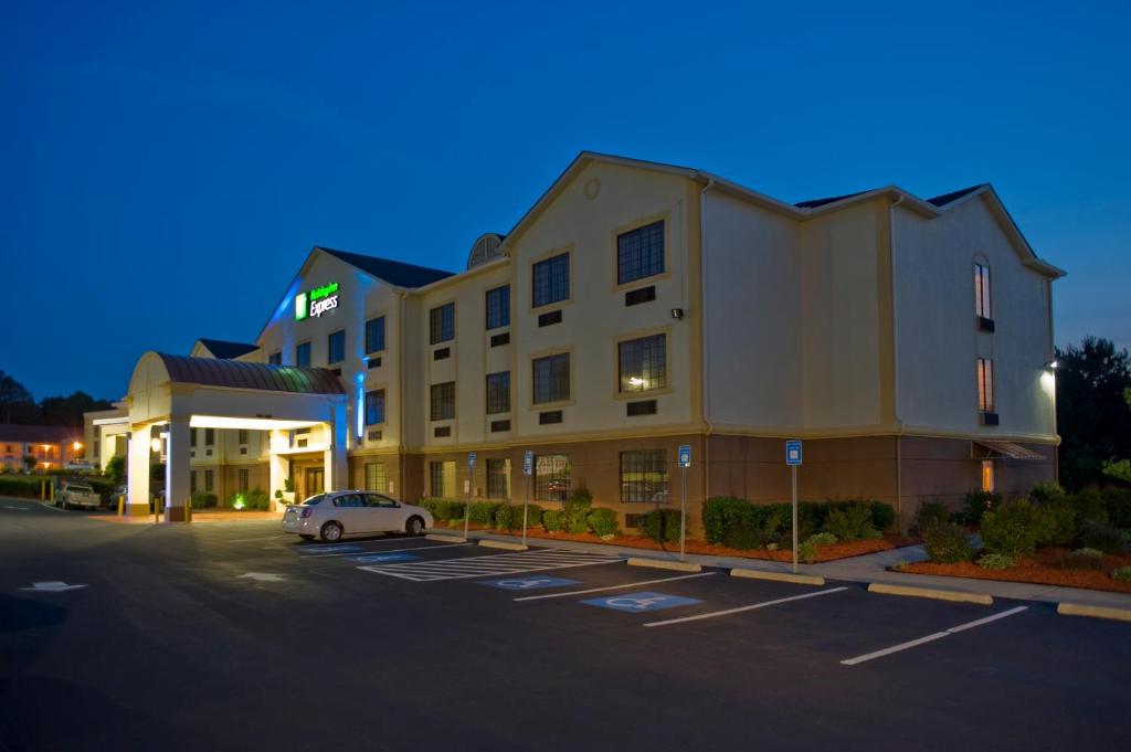 Holiday Inn Express Hotel & Suites Kennesaw Northwest - Acworth an IHG Hotel Main image 2